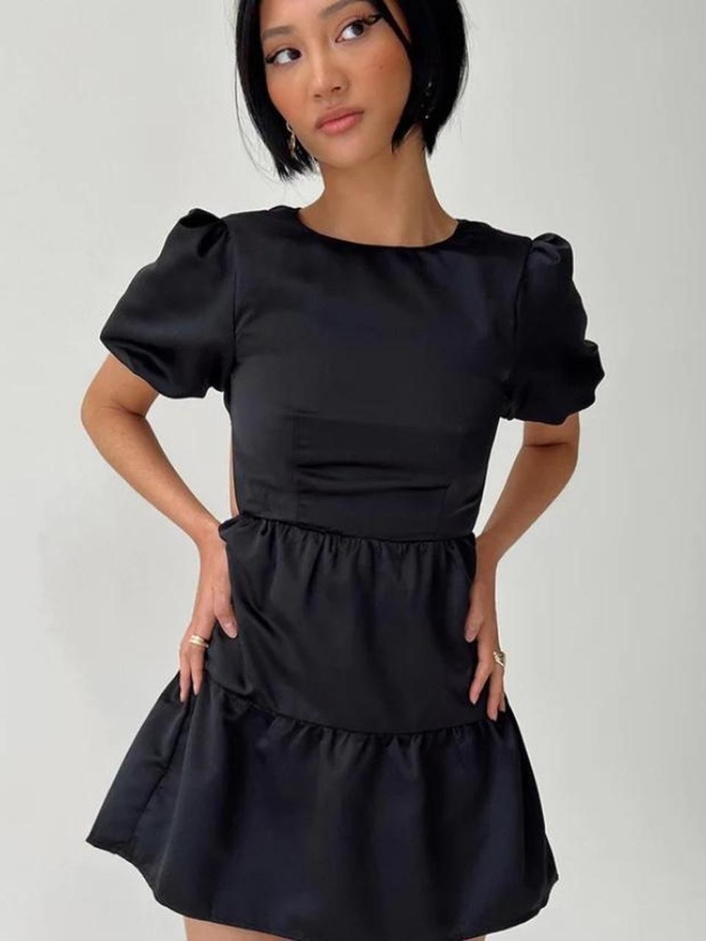 Princess Polly Black Puff-Sleeve Tiered Mini Dress NWT SIZE 6
